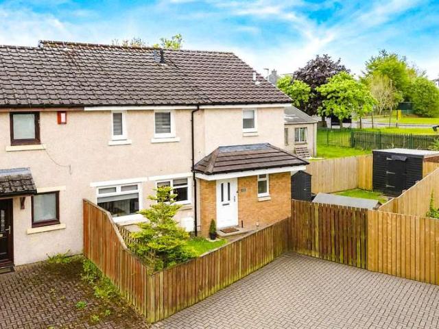 Cottage for sale in Bathgate, Scotland
