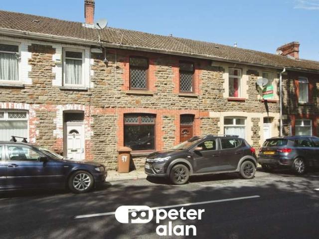 Cottage for sale in Springfield, Pontllanfraith