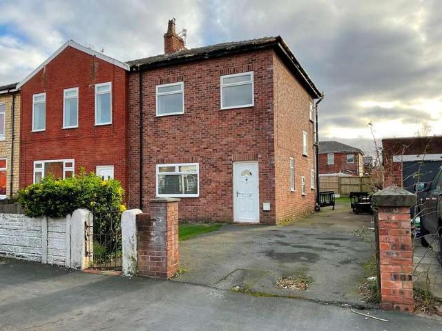 Terraced House for sale in Southport, High Park