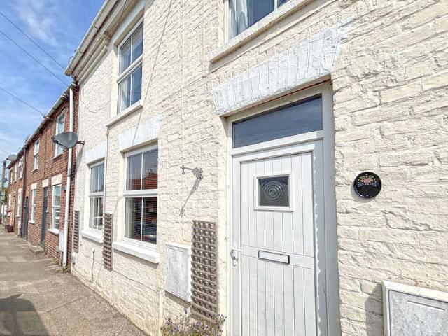 Cottage for sale in North Frodingham, East Riding Of Yorkshire