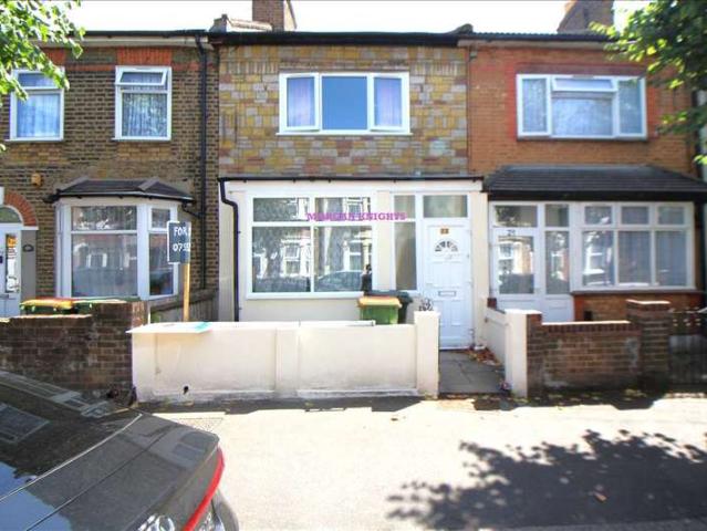 Cottage for sale in Manor Park, Greater London