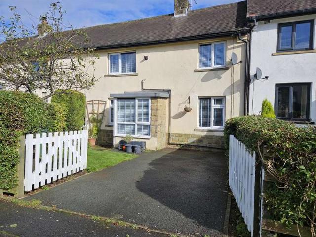 Cottage for sale in Shelley, Shepley