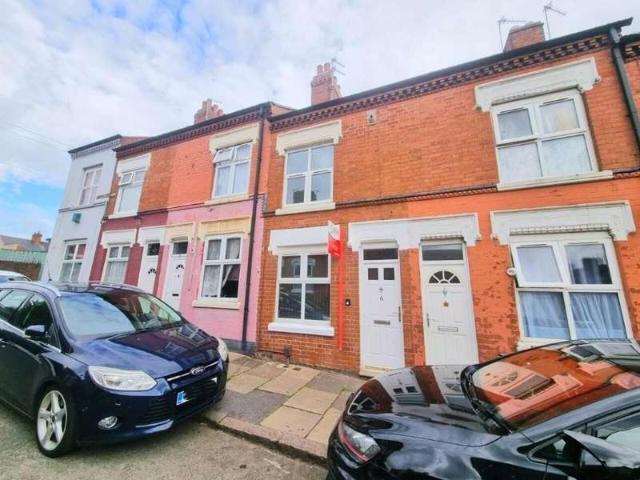 Cottage for sale in Spinney Hills, Old Wharf