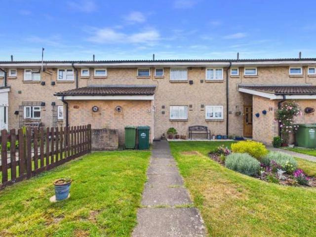 Cottage for sale in Stanwell, Spelthorne