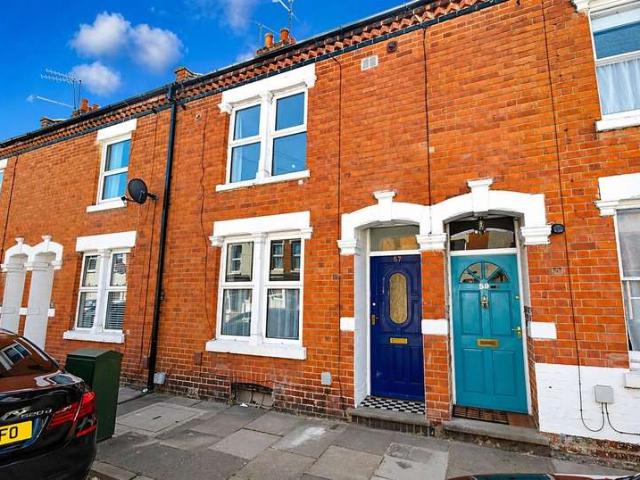 Cottage for sale in Phippsville, Northampton