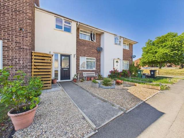Cottage for sale in Worle, Weston-super-mare