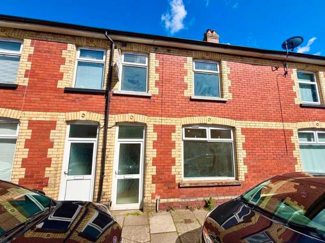 Cottage for sale in Sebastopol, Griffithstown