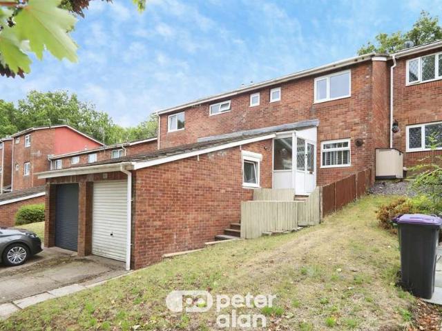 Cottage for sale in Hollybush, Wales