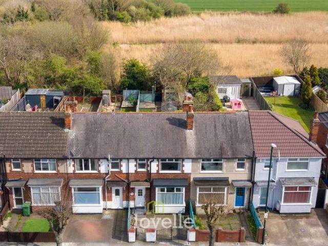 Cottage for sale in Littlefield, Grimsby