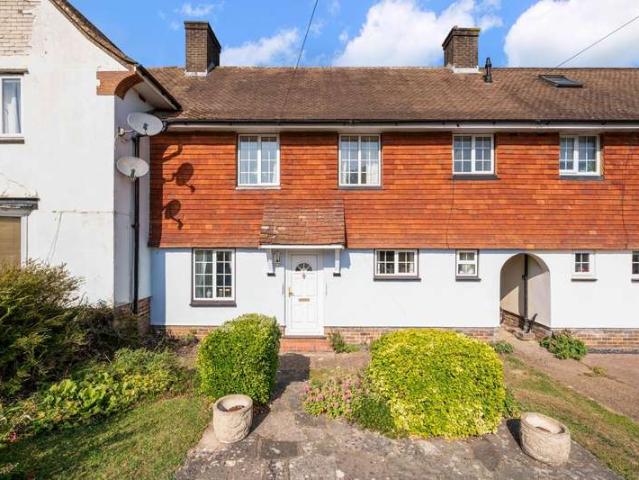 Cottage for sale in Tattenham Corner, Reigate and Banstead