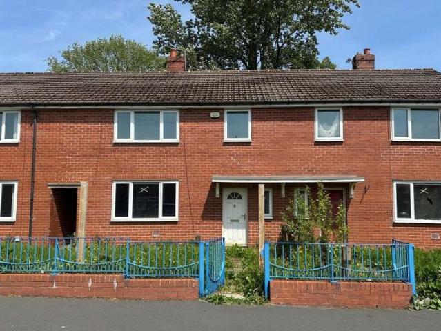 Cottage for sale in Burnedge, Greater Manchester