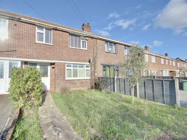 Terraced House for sale in Fareham, Heathfield