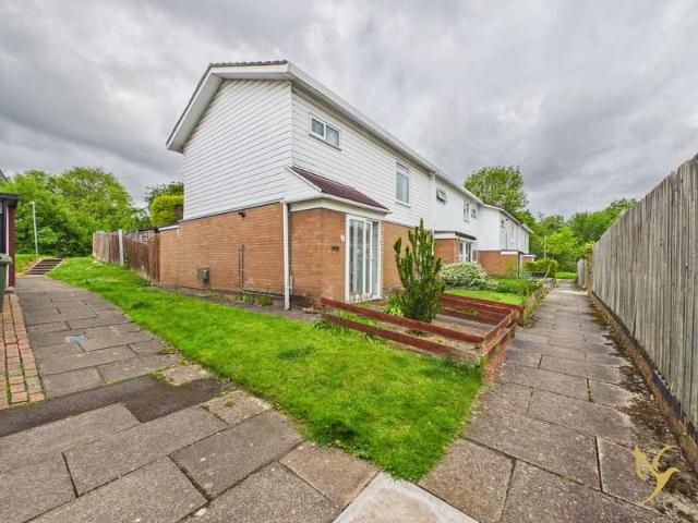 Cottage for sale in Lodge Park, Redditch