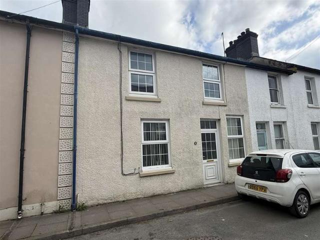 Cottage for sale in Lampeter