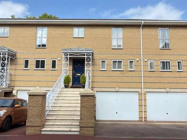 Cottage for sale in Branksome Chine, Branksome Park