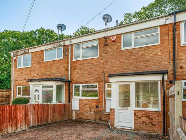 Cottage for sale in Crowthorne, Bracknell Forest