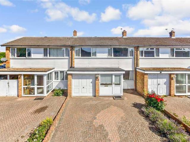 Cottage for sale in Warblington, Spring Vale