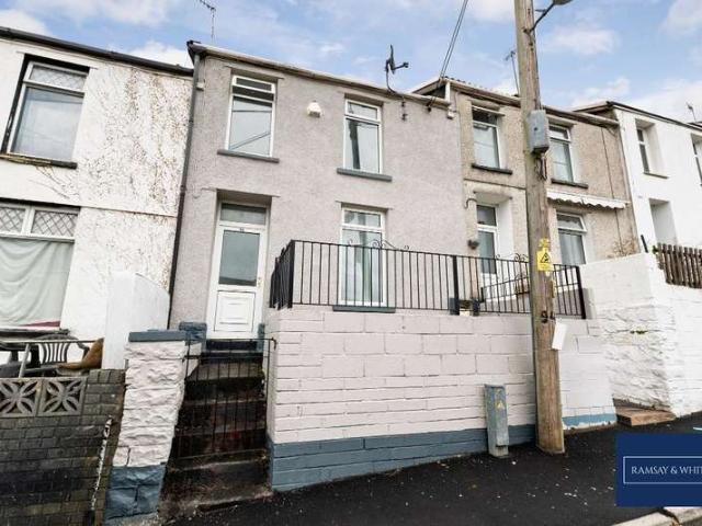 Cottage for sale in Twynyrodyn, Merthyr Tydfil