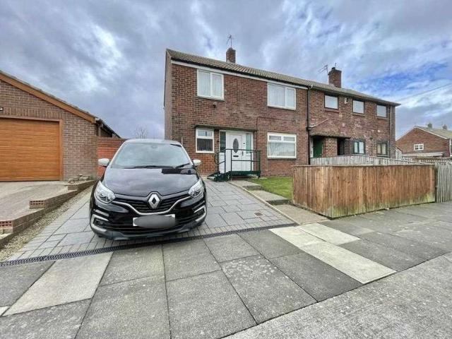 Cottage for sale in Horsley Hill, South Tyneside