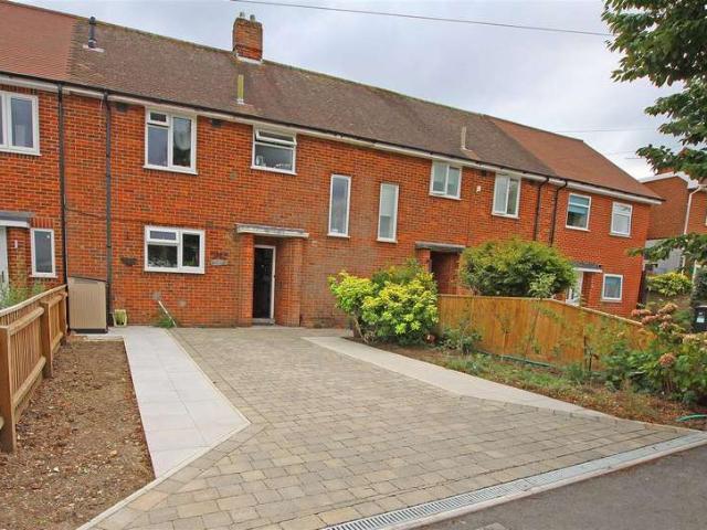 Cottage for sale in Throop, Bournemouth