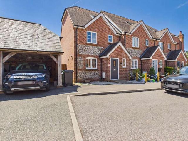 Cottage for sale in Angmering, Clapham