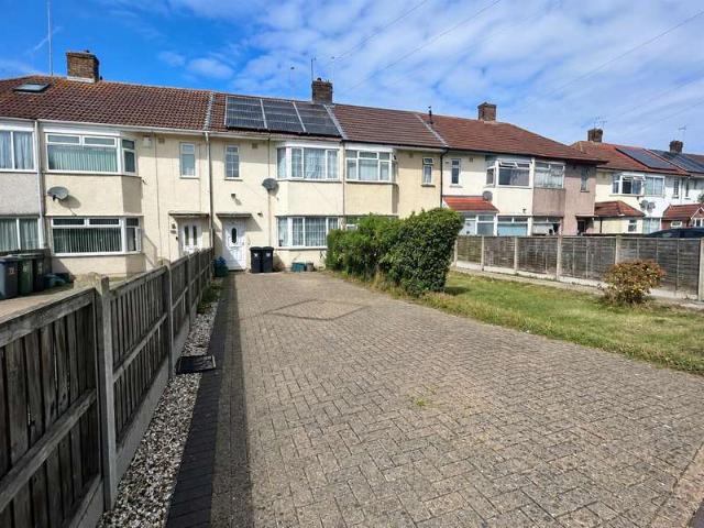 Cottage for sale in Feckenham, City Of Bristol