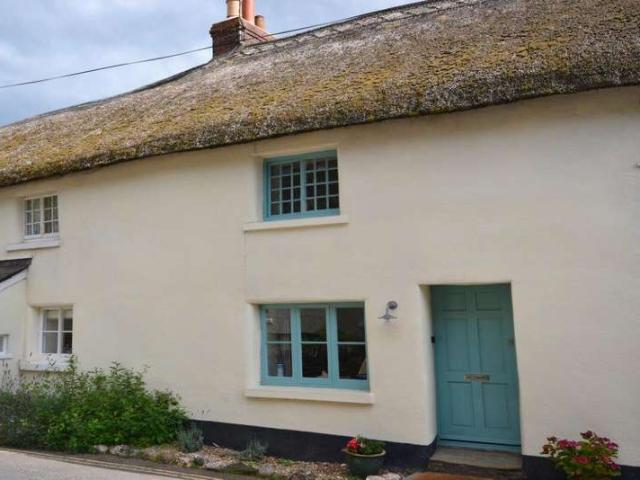 Cottage for sale in Strode, Devon