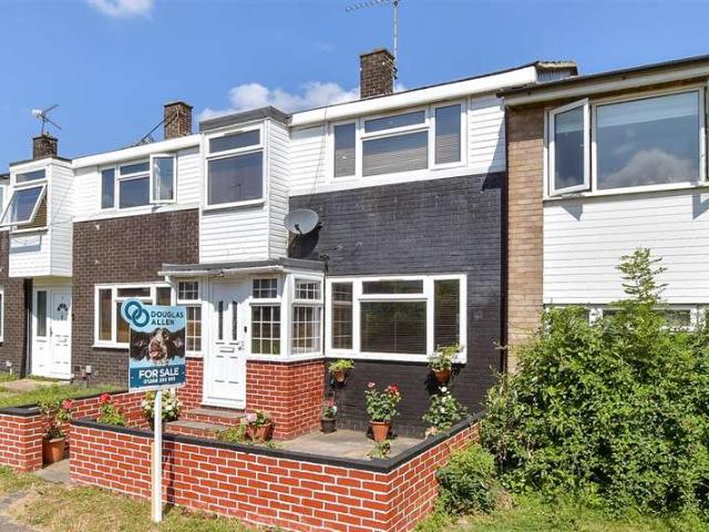 Cottage for sale in Lee Chapel, Essex