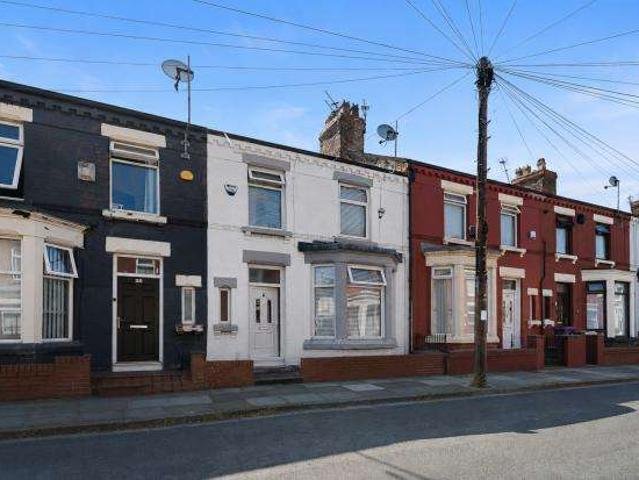 Cottage for sale in Calderstones