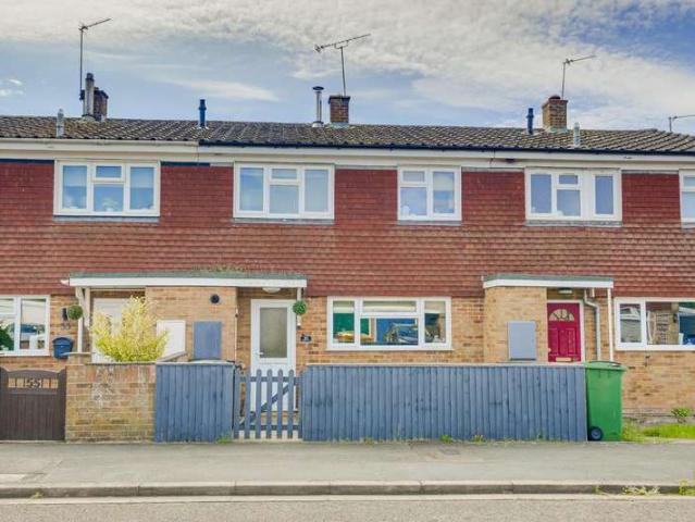 Cottage for sale in Pitstone
