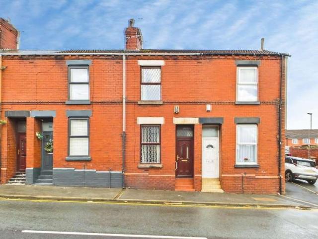 Cottage for sale in Green Bank, St Helens