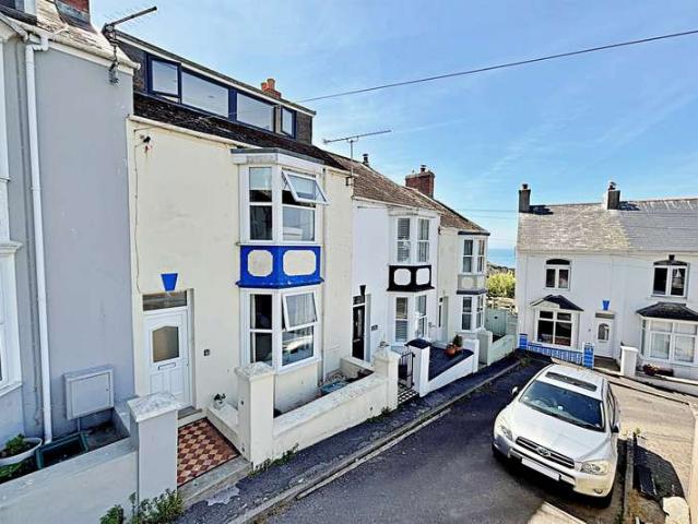 Cottage for sale in Fortuneswell, East Dorset