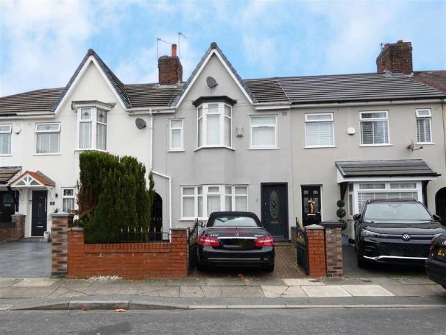 Cottage for sale in Huyton, Knowsley