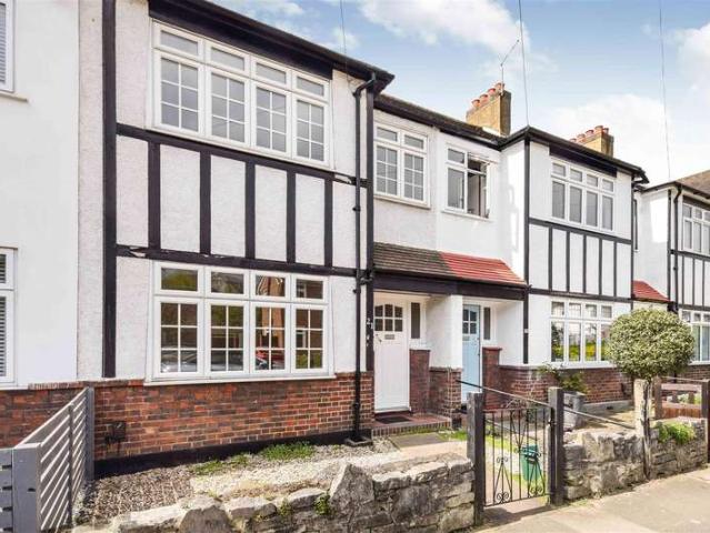 Cottage for sale in London Borough of Merton, Greater London