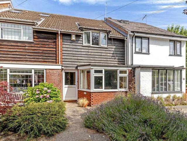 Cottage for sale in Amwell, Five Acres