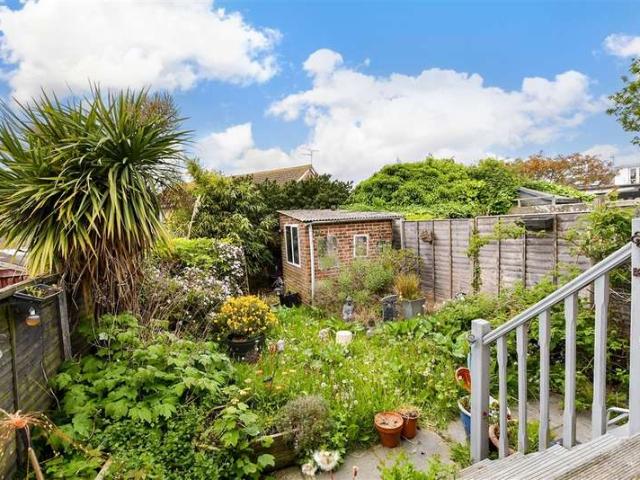 Cottage for sale in West Dumpton, Acol