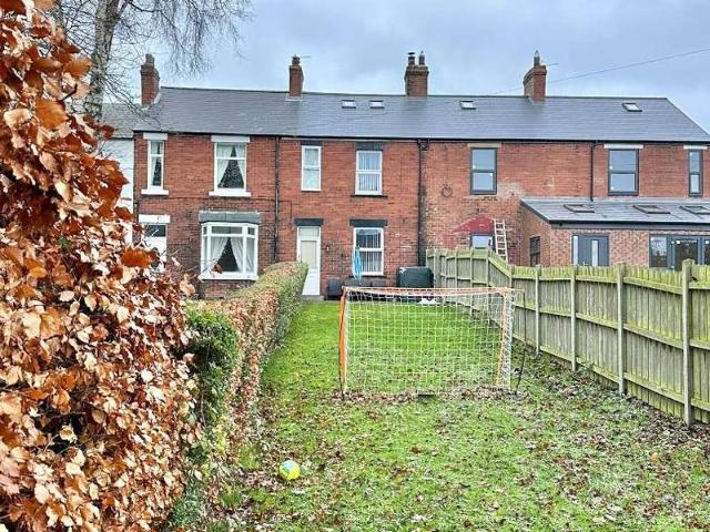 Cottage for sale in Fir Tree