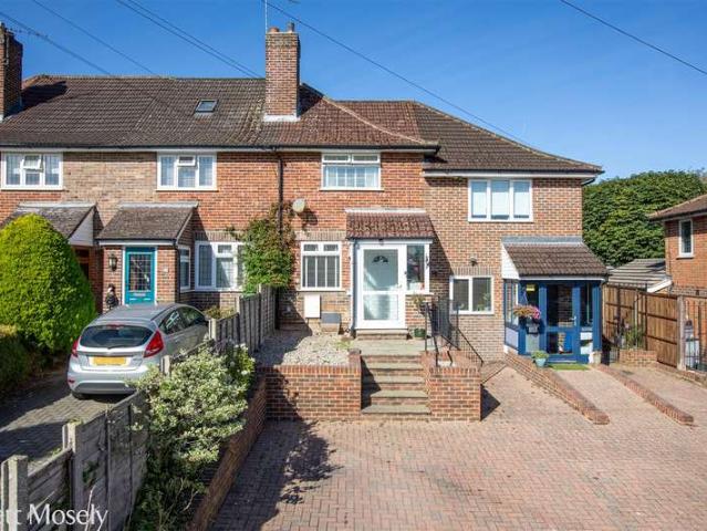 Cottage for sale in The Butts, Kent
