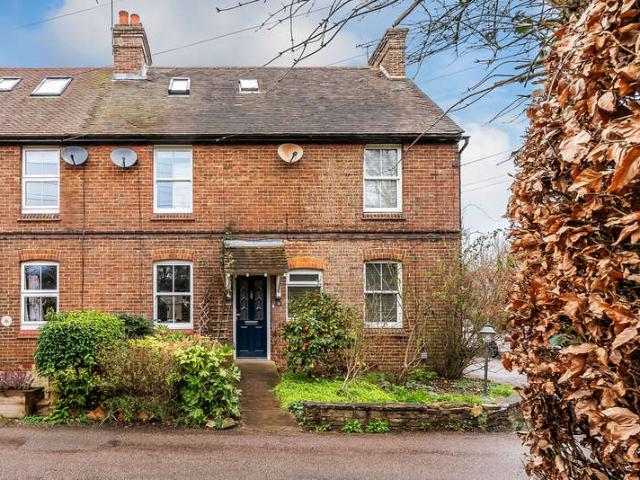 Cottage for sale in Ryewood, Sevenoaks