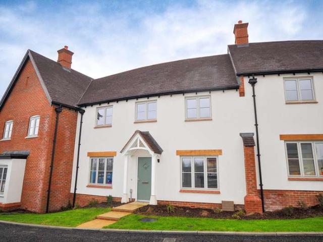 Cottage for rent in Merley, Poole