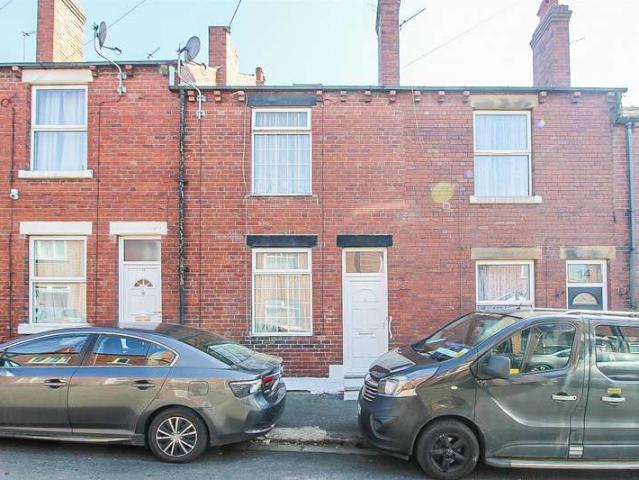 Cottage for sale in Eastmoor, West Yorkshire