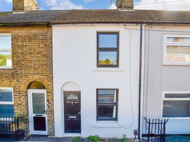 Cottage for sale in Holborough Lakes, Tonbridge and Malling