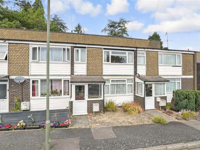 Cottage for sale in Pachesham Park, Surrey