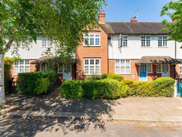 Cottage for sale in London Borough of Ealing, Perivale
