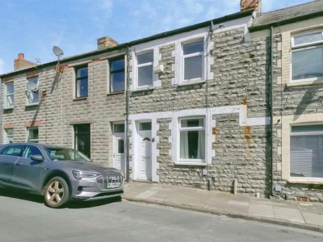 Cottage for sale in Gibbonsdown, Barry