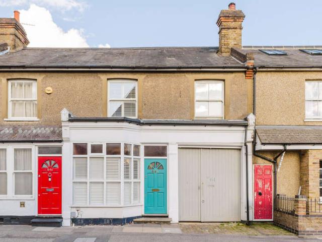 Cottage for sale in North Watford, Watford