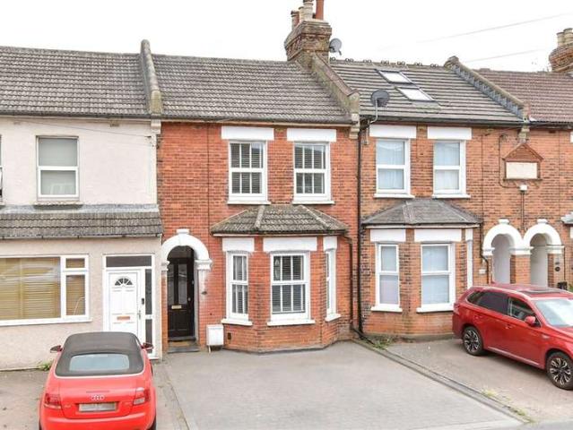 Cottage for sale in Sutton-at-Hone and Hawley, Monks Orchard