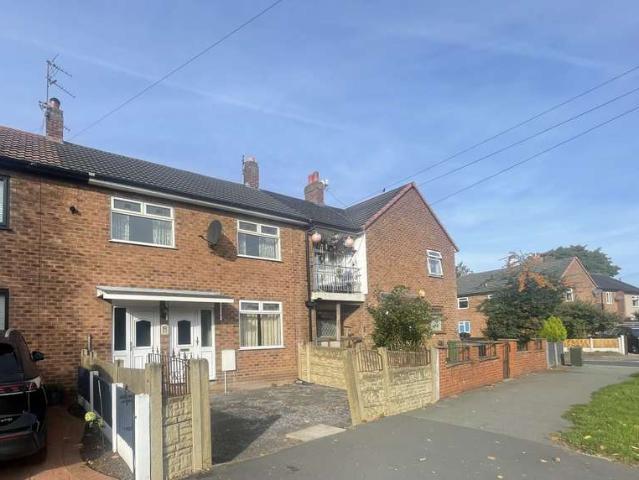 Cottage for sale in Wythenshawe, Manchester