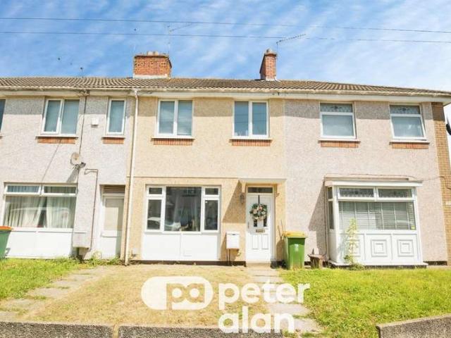 Cottage for sale in Maesglas, Wales