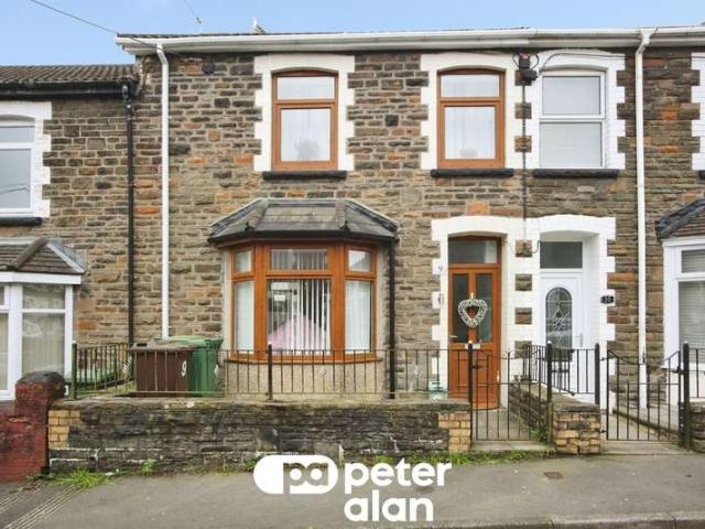 Cottage for sale in Bargoed, Wales